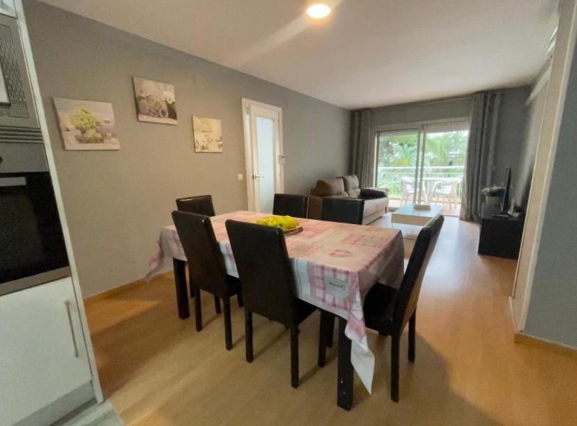 Piso Acogedor Fortuny Salou Bagian luar foto