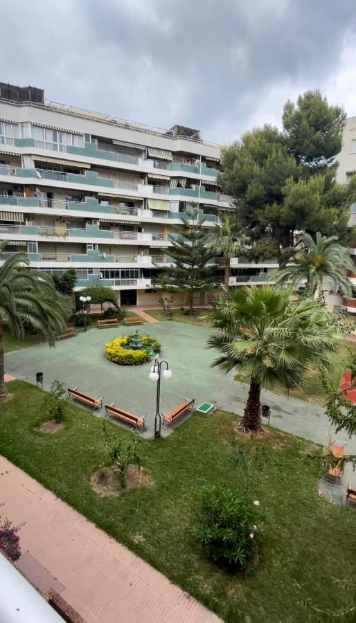 Piso Acogedor Fortuny Salou Bagian luar foto